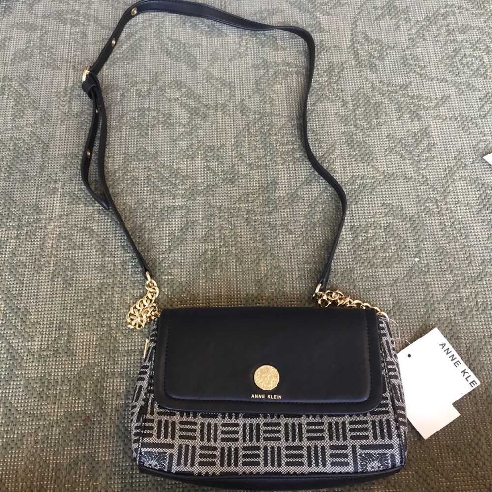 Anne Klein purse w/ adj. straps